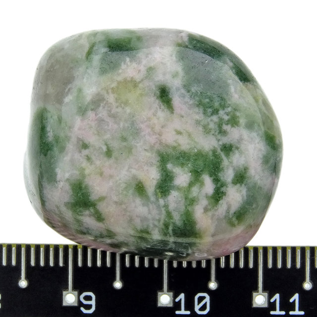 Diopside tumble stone