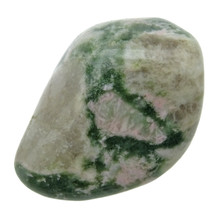 Diopside tumble stone