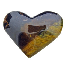 Falcon's eye heart, protects against negative influences