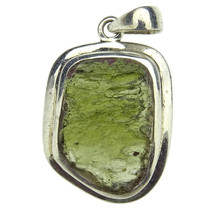 Moldavite pendant in silver 5.6 grams