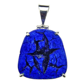 Pendant of azurite in silver