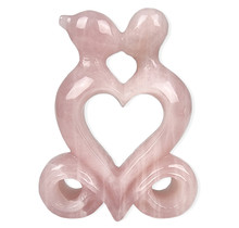 Rose quartz heart sculpture size 7,5 x 3 x 10 cm