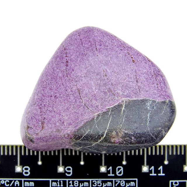 Stichtit ist ein weiches violettes Mineral