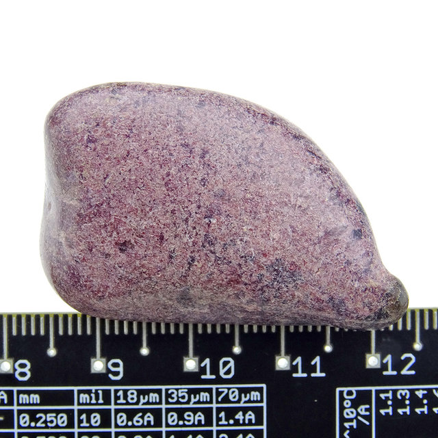 Stichtit ist ein weiches violettes Mineral