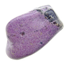 Stichtit ist ein weiches violettes Mineral