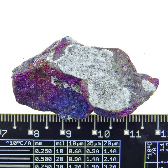 Bornit oder Pfauenerz