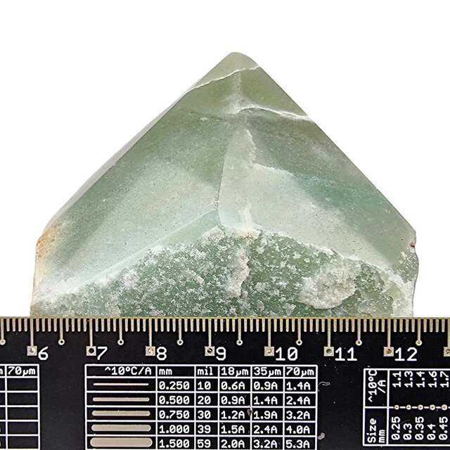 Mooie groene kwarts top polished point, 570 gram Mooie groene kwarts top polished point, 570 gram