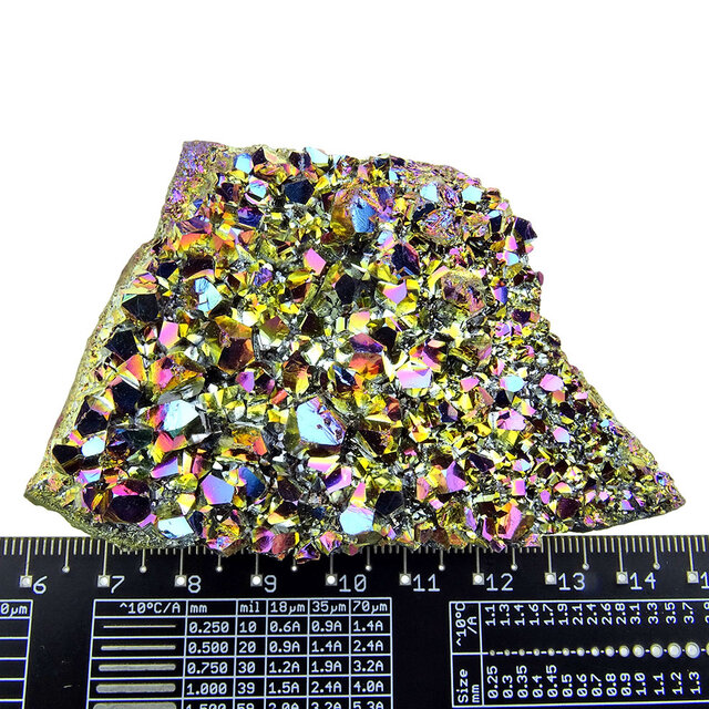 Aqua aura of regenboog aura, met goud behandelde amethist, 105 gram Aqua aura of regenboog aura, met goud behandelde amethist, 105 gram