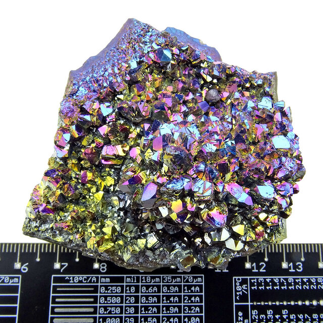 Aqua Aura oder Rainbow Aura, goldbehandelter Amethyst, 130 Gramm Aqua Aura oder Rainbow Aura, goldbehandelter Amethyst, 130 Gramm