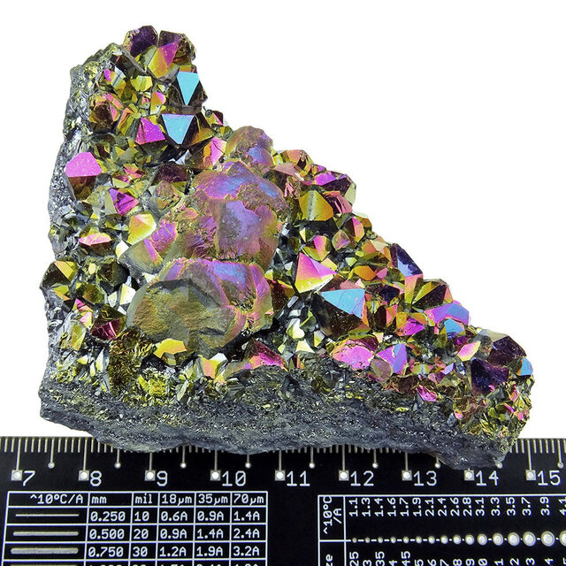 Aqua aura of regenboog aura, met goud behandelde amethist, 115 gram Aqua aura of regenboog aura, met goud behandelde amethist, 115 gram