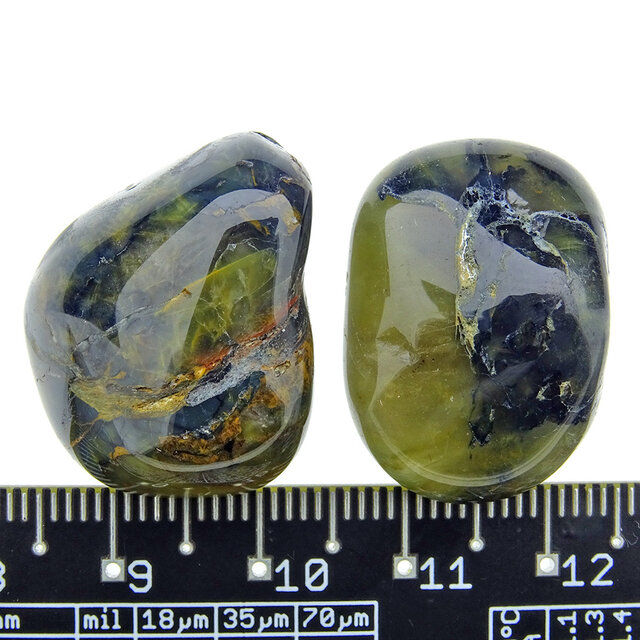 Nelliet met pietersiet - Stormsteen Nelliet met pietersiet - Stormsteen