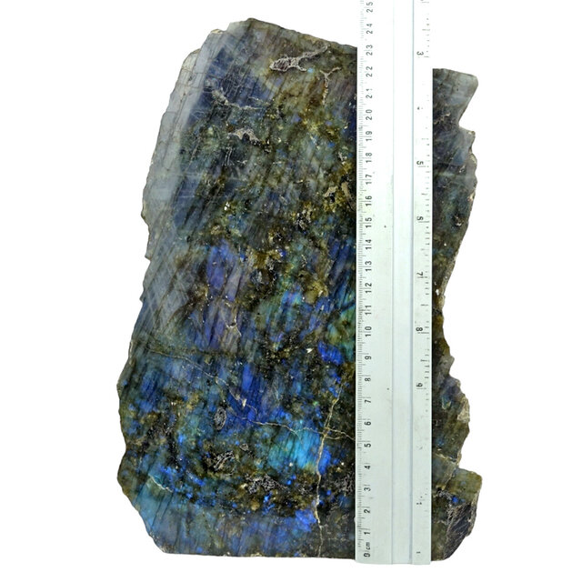 Mooie labradoriet uit Madagaskar 4990 gram en 26 cm