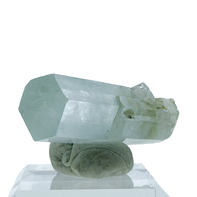 De zee blauwe edelsteen 29 ct