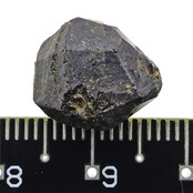 Melanit, schwarze Andradit Melanit, schwarze Andradit