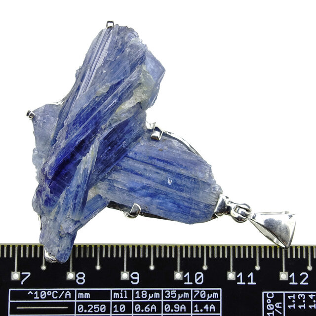 Kyanit aus Brasilien Kyanit aus Brasilien