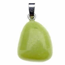 Hanger van serpentijn met zilveren oogje