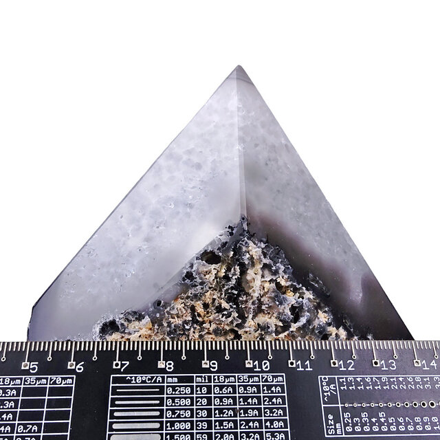 Agaat punt uit Brazilië, 860 gram en 10 cm hoog