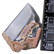 Agaat punt uit Brazilië, 480 gram en 9 cm hoog Agaat punt uit Brazilië, 480 gram en 9 cm hoog
