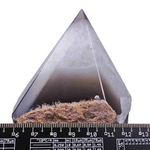 Agaat punt uit Brazilië, 650 gram en 10 cm hoog