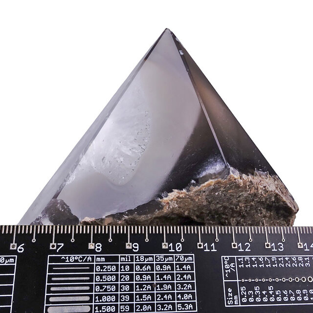 Achatspitze aus Brasilien, 630 Gramm und 9 CM hoch Achatspitze aus Brasilien, 630 Gramm und 9 CM hoch