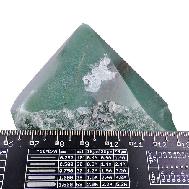 Schöner grüner Quarz Top Polished Point, 520 Gramm und 8 CM Schöner grüner Quarz Top Polished Point, 520 Gramm und 8 CM