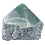 Beautiful green quarz top polished point, 530 grams and 8 cm Beautiful green quarz top polished point, 530 grams and 8 cm