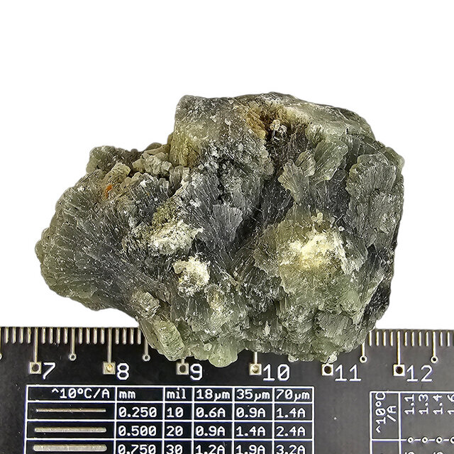 Mooie ruwe prehniet uit Marokko, 50 gram