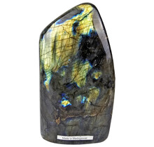 Beautiful labradorite from Madagascar 1500 grams and 16 cm