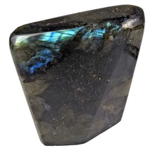 Beautiful labradorite from Madagascar 440 grams and 10 cm