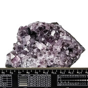 Amethyst, von beruhigenden Eigenschaften bis zu tiefen Transformationen, 650 Gramm Amethyst, von beruhigenden Eigenschaften bis zu tiefen Transformationen, 650 Gramm
