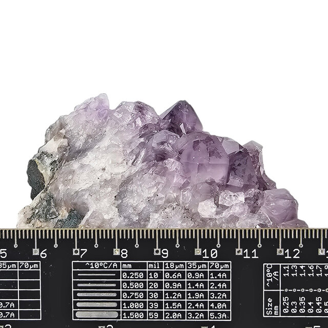 Amethyst, von beruhigenden Eigenschaften bis zu tiefen Transformationen, 230 Gramm Amethyst, von beruhigenden Eigenschaften bis zu tiefen Transformationen, 230 Gramm