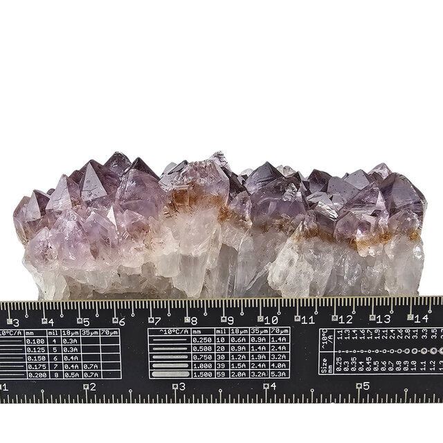 Amethist, van kalmerende eigenschappen tot diepe transformaties, 780 gram Amethist, van kalmerende eigenschappen tot diepe transformaties, 780 gram
