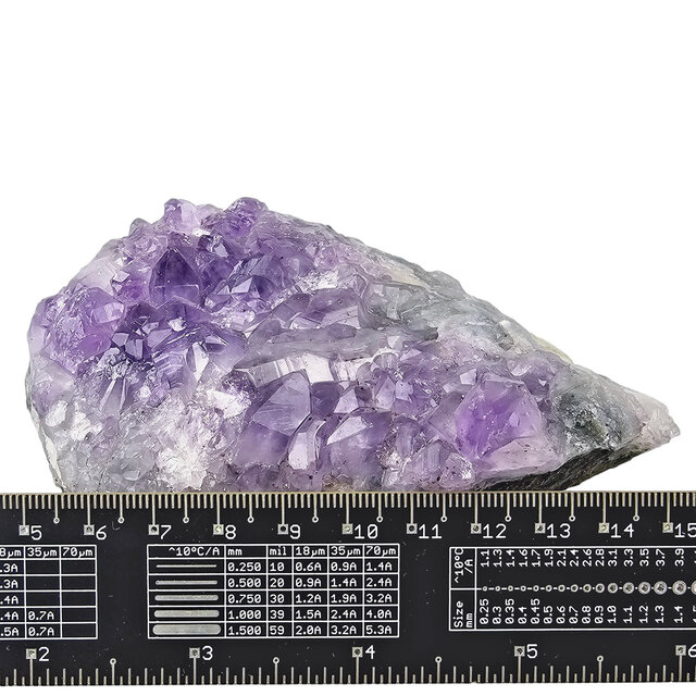 Amethyst, from calming properties to deep transformations, 640 grams