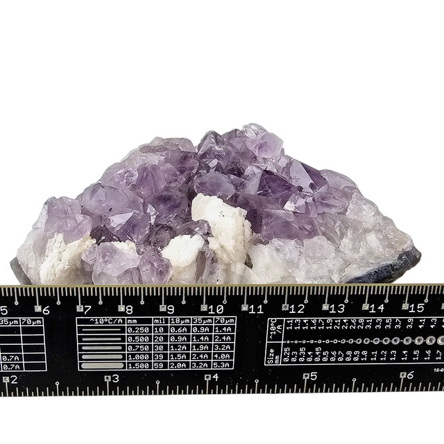 Amethyst, from calming properties to deep transformations, 380 grams Amethyst, from calming properties to deep transformations, 380 grams