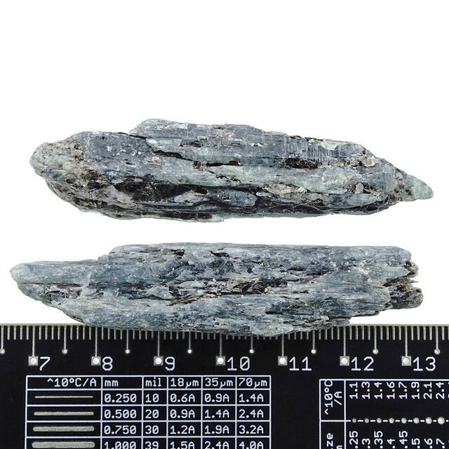 Kyanit aus Zimbabwe Kyanit aus Zimbabwe
