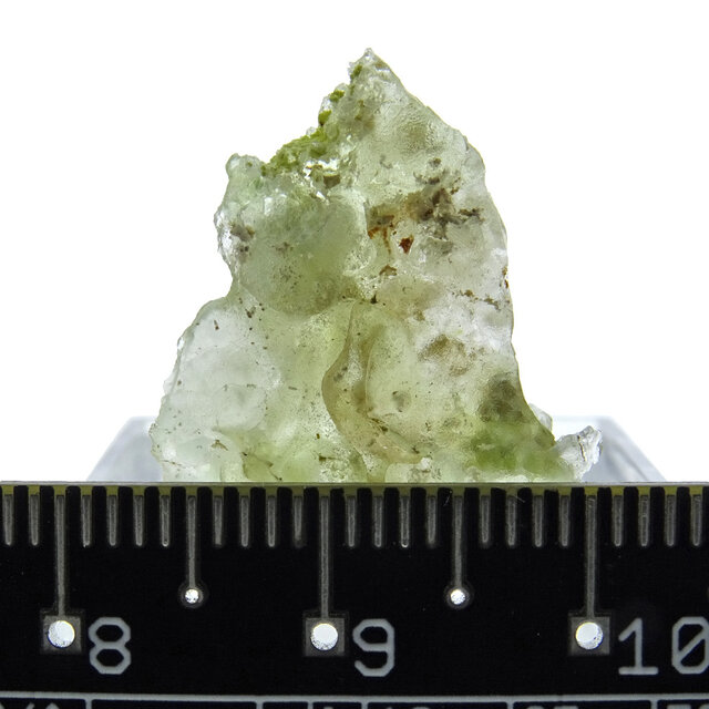 Hyaliet opaal met groene fluorescentie onder UV licht