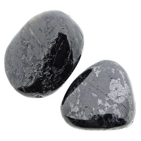 Nuummite, 2 pieces
