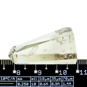 Rookkwarts uit Brazilië 3 cm