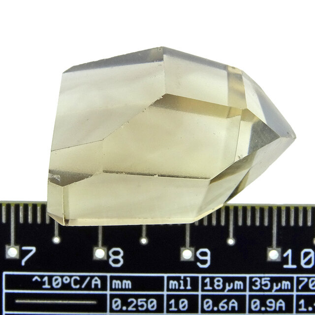 smoky quarz from Brazil 2,5 cm smoky quarz from Brazil 2,5 cm