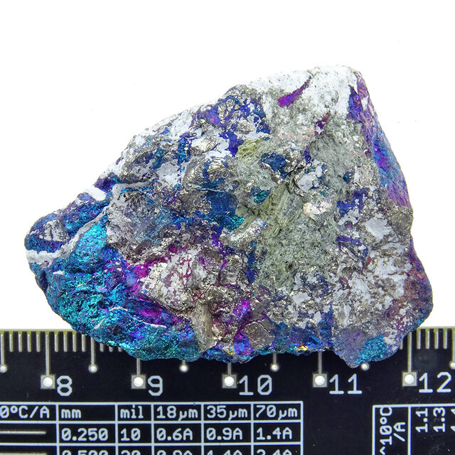 Bornit oder Pfauenerz