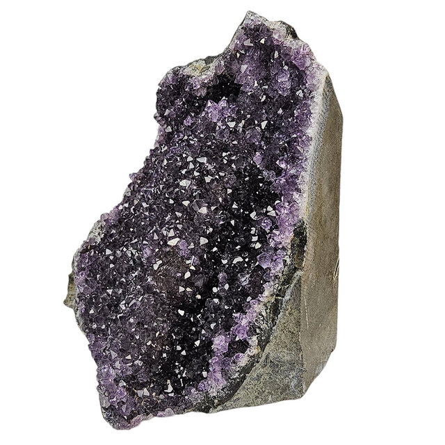 Diep paarse amethist cluster uit Uruguay  740 gram Diep paarse amethist cluster uit Uruguay  740 gram