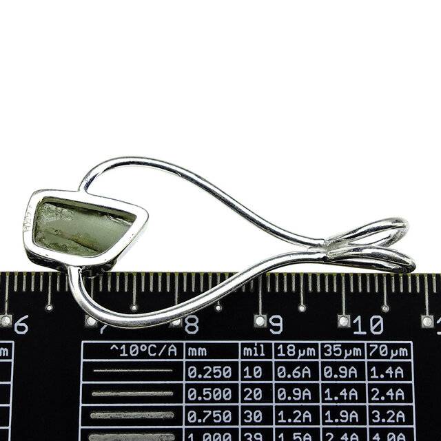 Moldaviet hanger in zilver 3,6 gram Moldaviet hanger in zilver 3,6 gram