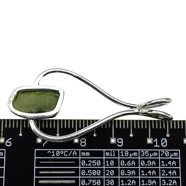 Moldavite pendant in silver 3,6 grams Moldavite pendant in silver 3,6 grams