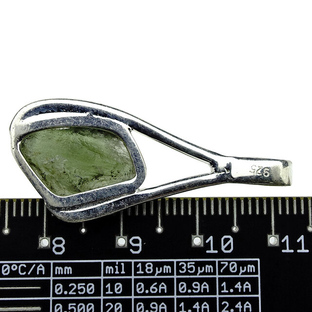 Moldavite pendant in silver  4,3  grams Moldavite pendant in silver  4,3  grams