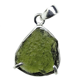 Moldavite pendant in silver