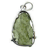 Moldavite pendant in silver 3,6 grams