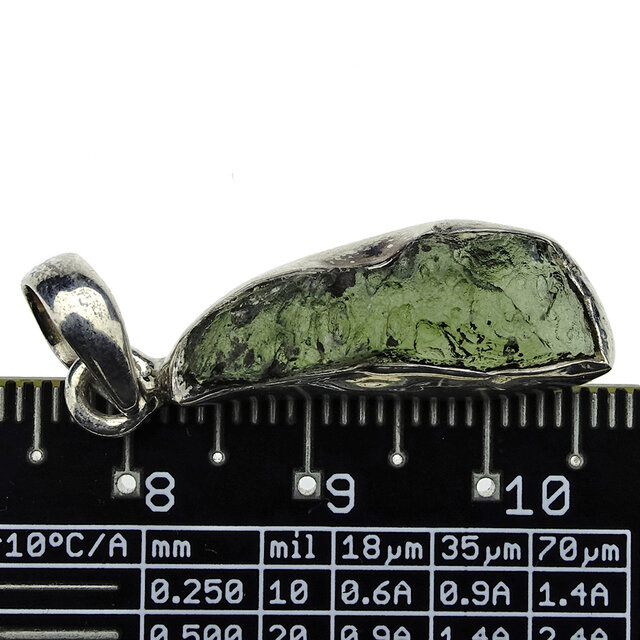 Moldavit-Anhänger in Silber 3,1 Gramm Moldavit-Anhänger in Silber 3,1 Gramm