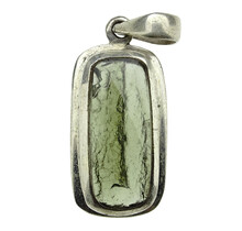 Moldavite pendant in silver 4,4 grams