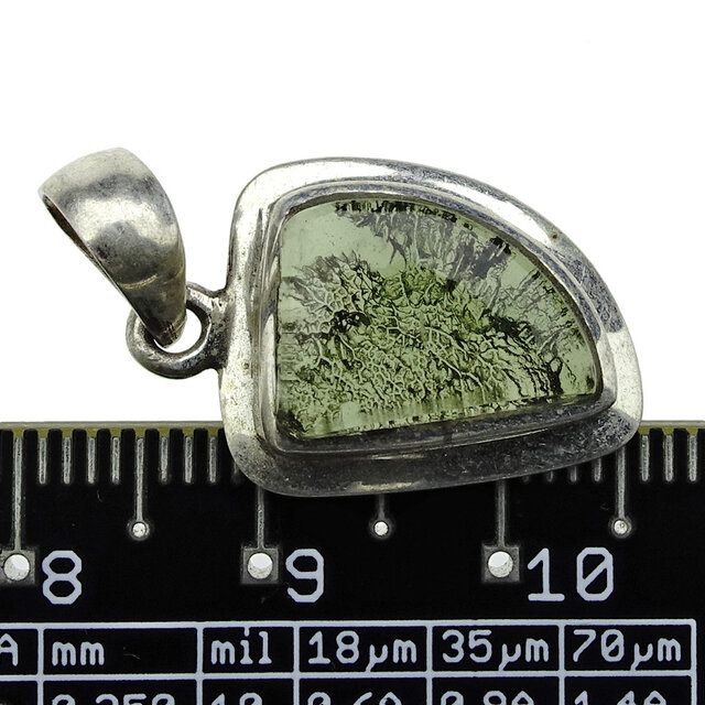 Moldavit-Anhänger in Silber 2,9 Gramm