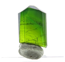 Groen epidoot kristal uit Pakistan